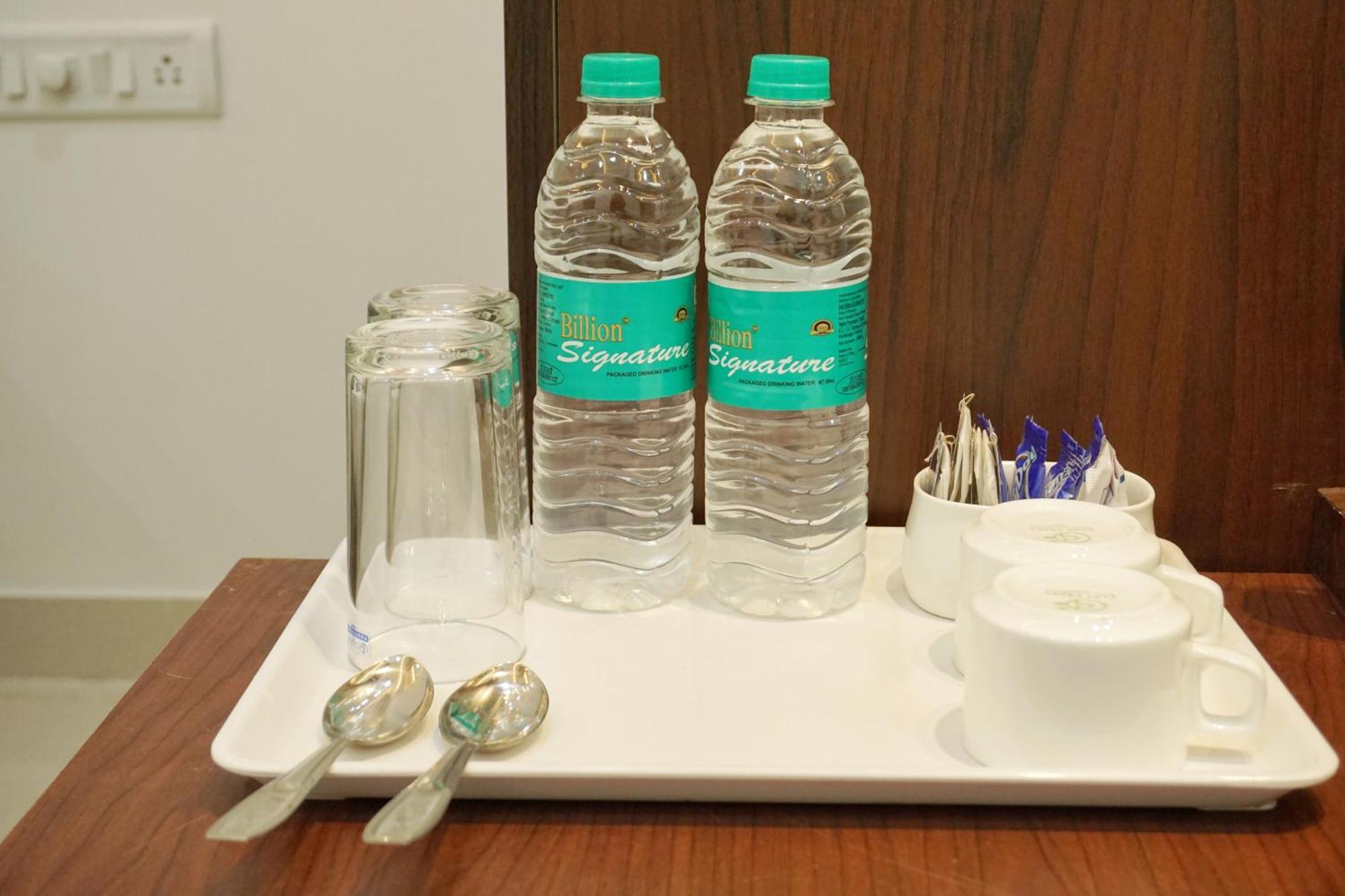 Hotel Gateway Suites Bangalore Airport Yelahanka Exteriör bild